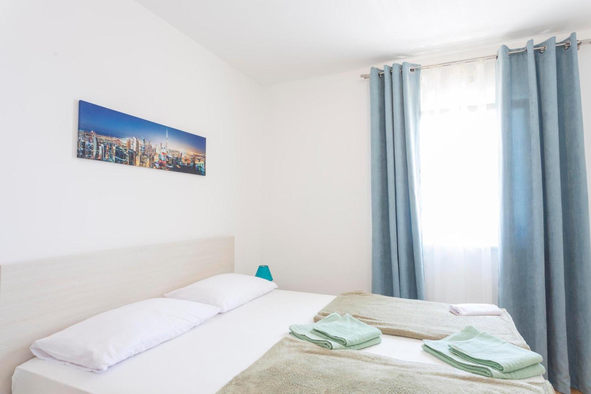 Apartments Dora Makarska Exterior photo